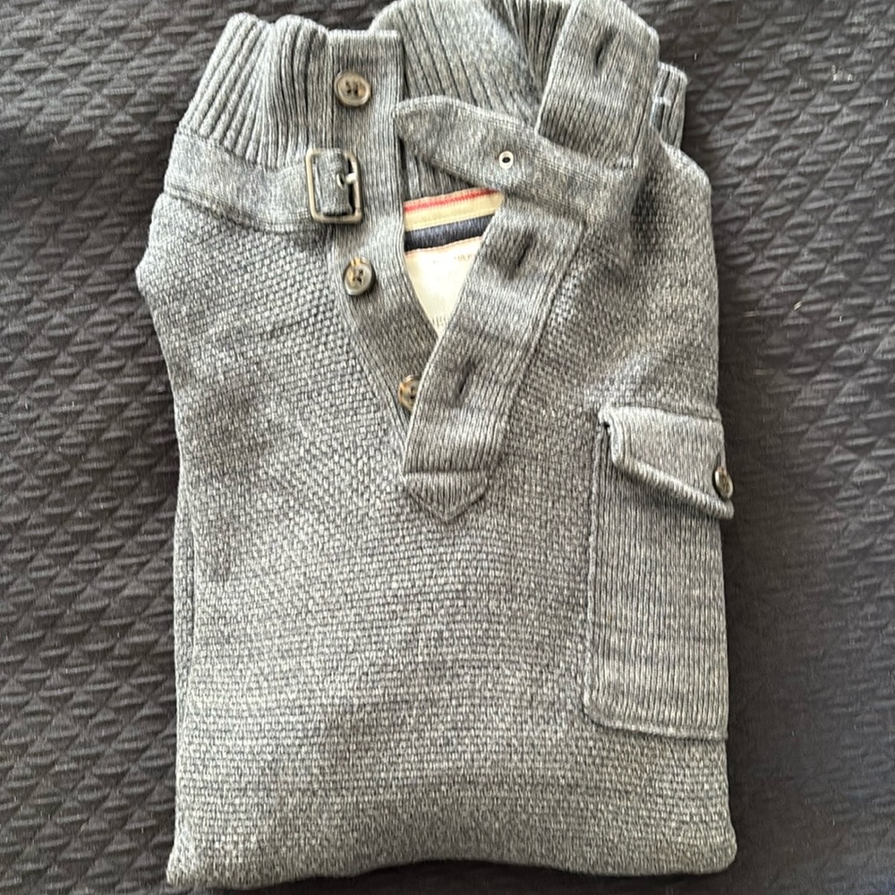 Banana republic gray sweater. Size XL